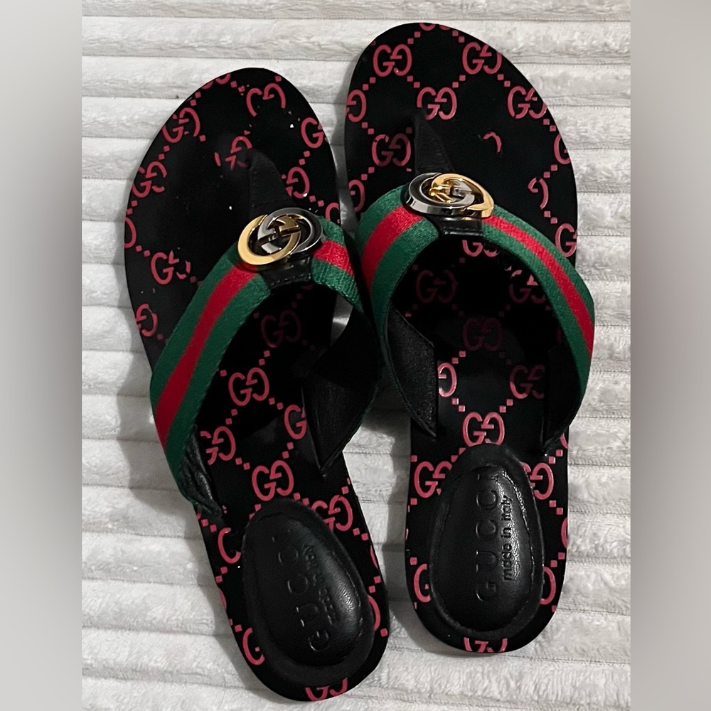 Gucci sandals